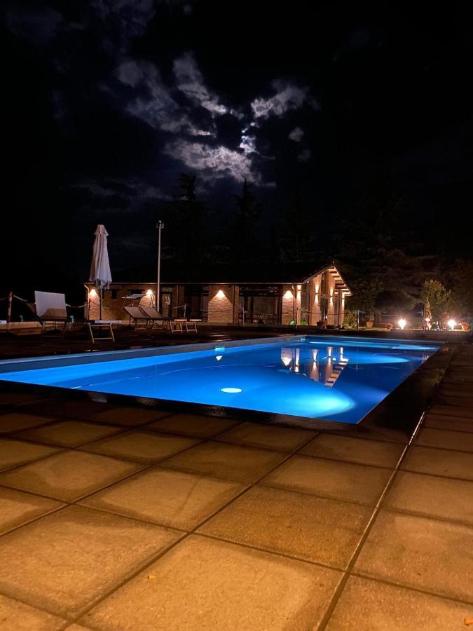 Villa Montegenco Comunanza Eksteriør billede