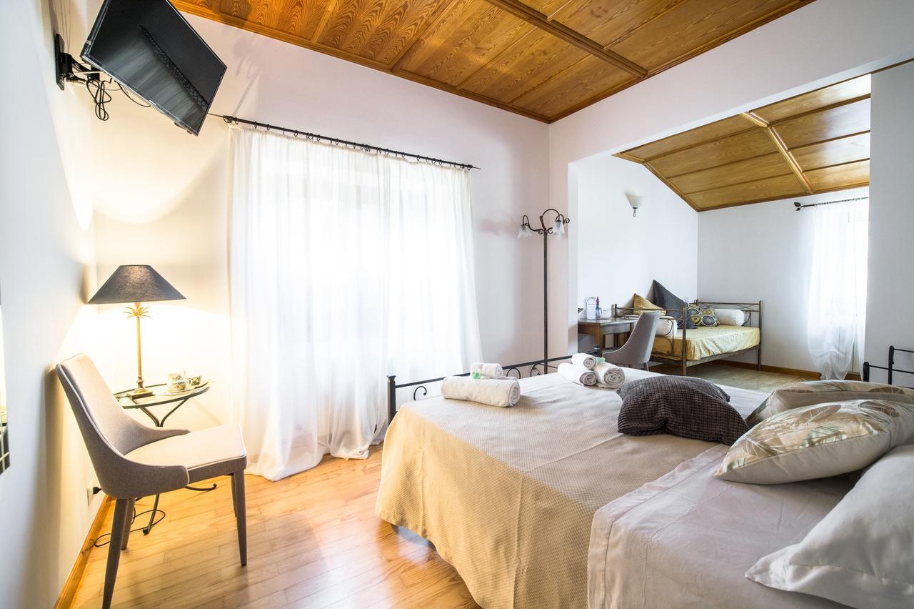 Villa Montegenco Comunanza Eksteriør billede