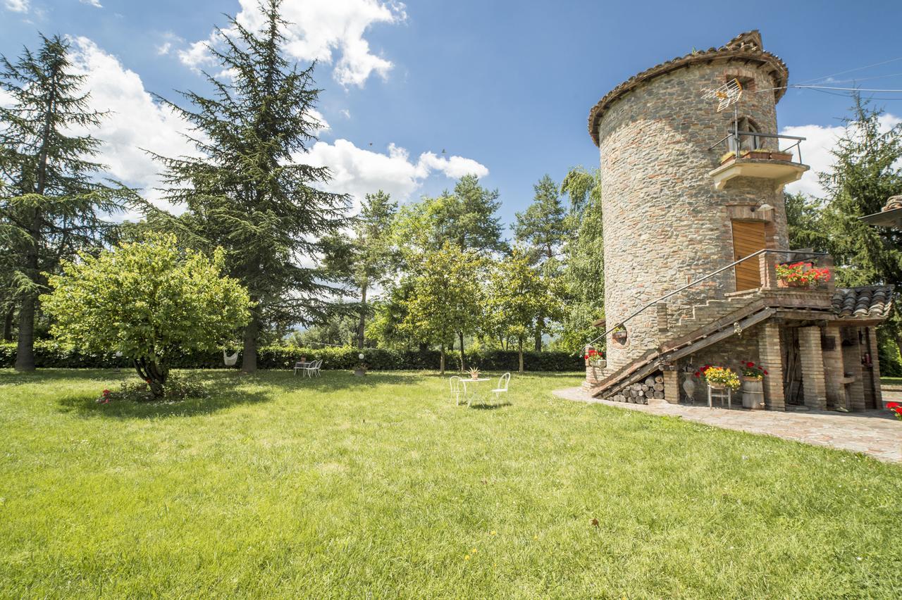 Villa Montegenco Comunanza Eksteriør billede